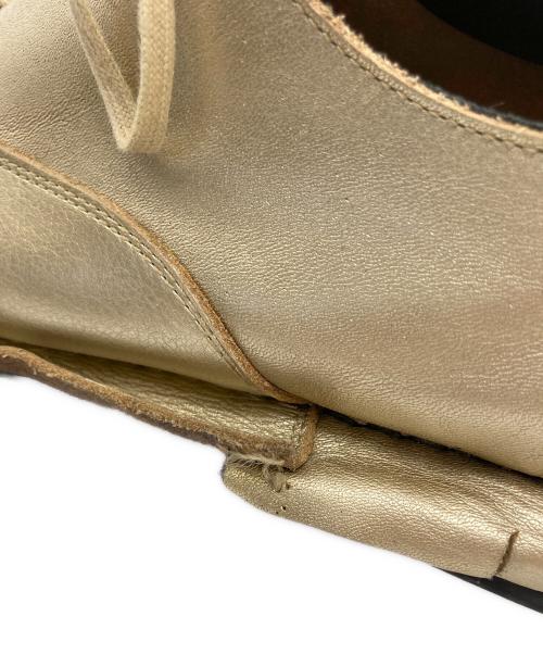 COMME des GARCONS（コムデギャルソン）COMME des GARCONS (コムデギャルソン) シューズ ゴールドカラー サイズ:26の古着・服飾アイテム