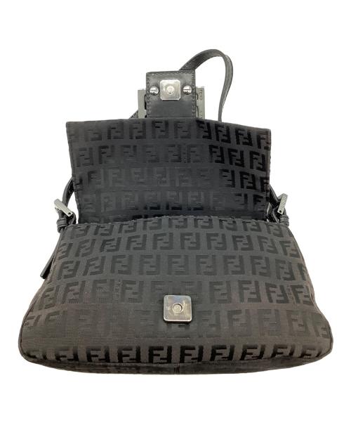 FENDI（フェンディ）FENDI (フェンディ) ショルダーバッグ ブラックの古着・服飾アイテム