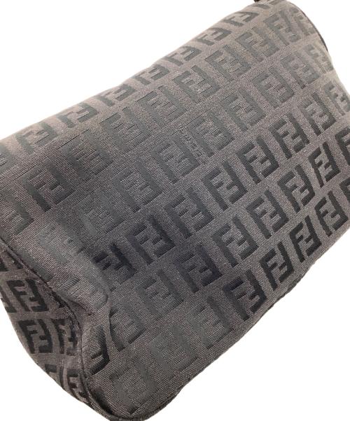 FENDI（フェンディ）FENDI (フェンディ) ショルダーバッグ ブラックの古着・服飾アイテム