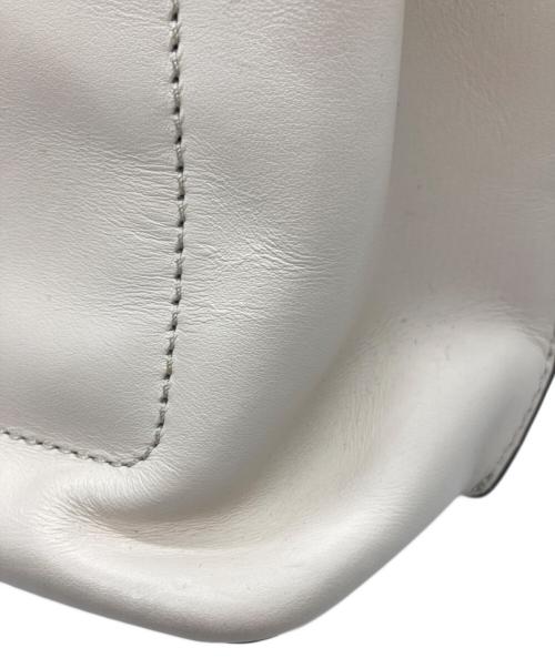 MICHAEL KORS（マイケル・コース）MICHAEL KORS (マイケル・コース) ショルダーバッグ アイボリーの古着・服飾アイテム