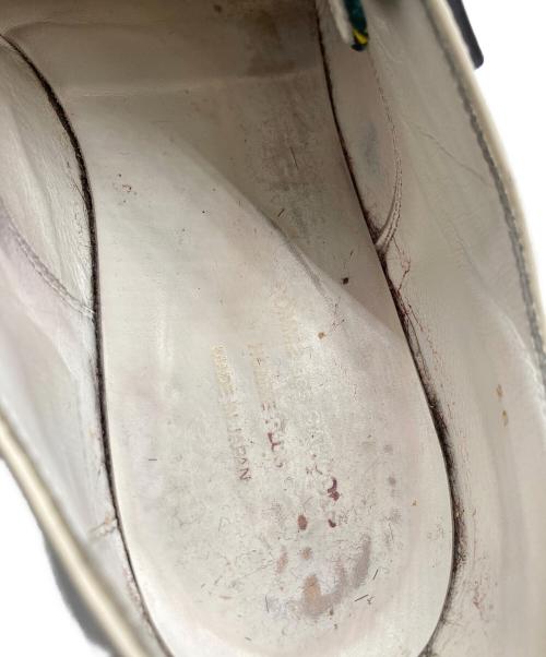 COMME des GARCONS HOMME PLUS（コムデギャルソンオムプリュス）COMME des GARCONS HOMME PLUS (コムデギャルソンオムプリュス) レザーシューズ ホワイト×グリーン サイズ:26.0cmの古着・服飾アイテム