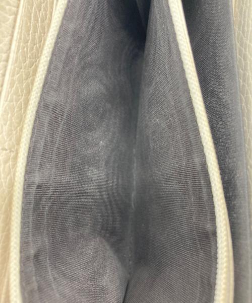 GUCCI（グッチ）GUCCI (グッチ) ダブルG ジップアラウンドウォレット ホワイトの古着・服飾アイテム