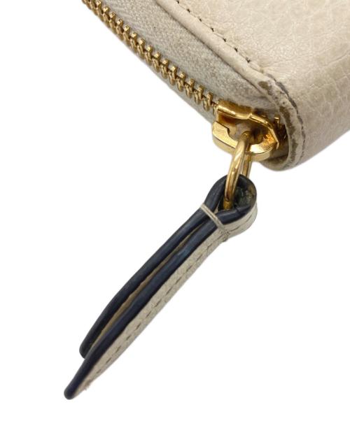 GUCCI（グッチ）GUCCI (グッチ) ダブルG ジップアラウンドウォレット ホワイトの古着・服飾アイテム