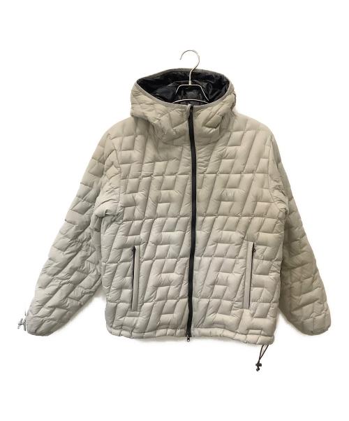 HUF（ハフ）HUF (ハフ) TAION (タイオン) ダウンジャケット ライトグレー サイズ:Sの古着・服飾アイテム