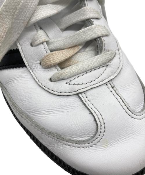 adidas（アディダス）adidas (アディダス) ローカットスニーカー ホワイト×ブラック サイズ:26.5cmの古着・服飾アイテム