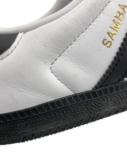 adidas（アディダス）adidas (アディダス) ローカットスニーカー ホワイト×ブラック サイズ:26.5cmの古着・服飾アイテム