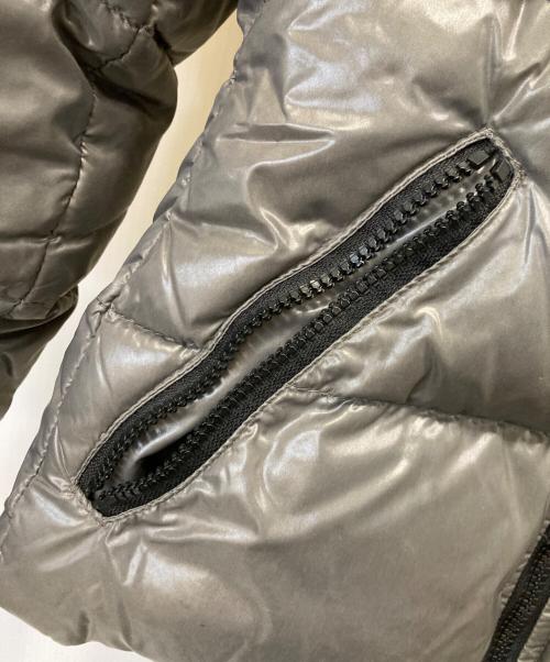 MONCLER（モンクレール）MONCLER (モンクレール) ダウンジャケット グレーの古着・服飾アイテム