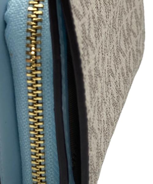 MICHAEL KORS（マイケル・コース）MICHAEL KORS (マイケル・コース) 2つ折り財布 ホワイト×ブルーの古着・服飾アイテム