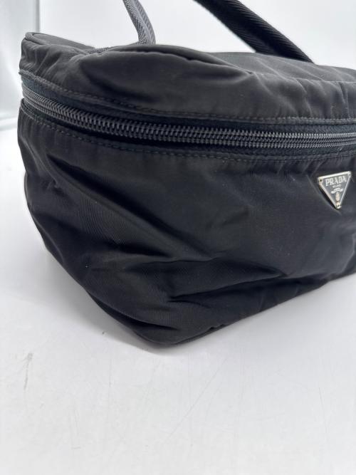 PRADA（プラダ）PRADA (プラダ) バニティバッグ ブラックの古着・服飾アイテム