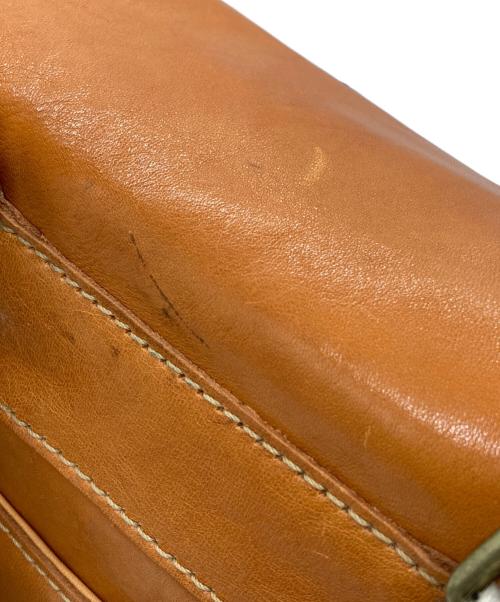 genten（ゲンテン）genten (ゲンテン) レザーショルダーバッグ キャメルの古着・服飾アイテム