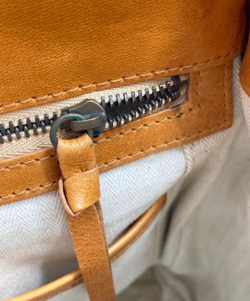 genten（ゲンテン）genten (ゲンテン) レザーショルダーバッグ キャメルの古着・服飾アイテム