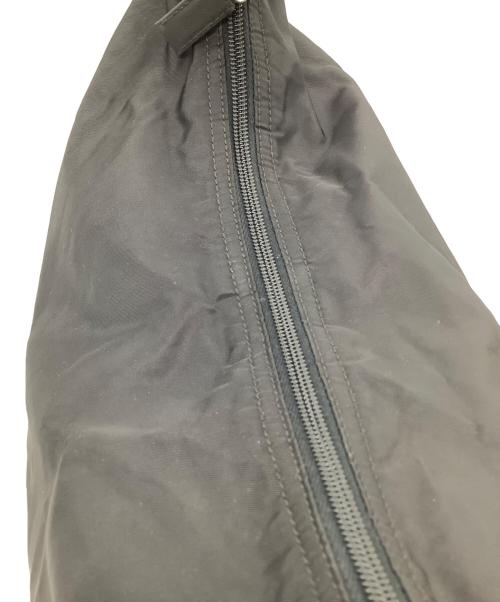 PRADA（プラダ）PRADA (プラダ) ワンショルダーバッグ ブラックの古着・服飾アイテム