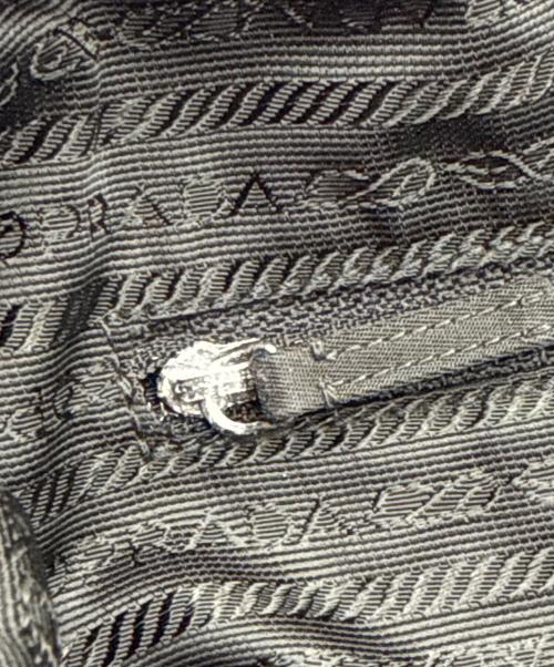 PRADA（プラダ）PRADA (プラダ) ワンショルダーバッグ ブラックの古着・服飾アイテム