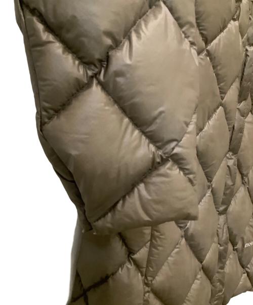 mont-bell（モンベル）mont-bell (モンベル) スペリオダウントラベルコート ベージュ サイズ:Lの古着・服飾アイテム