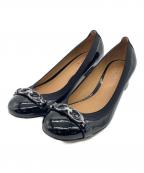 COACHコーチ）の古着「エナメルパンプス」｜ブラック