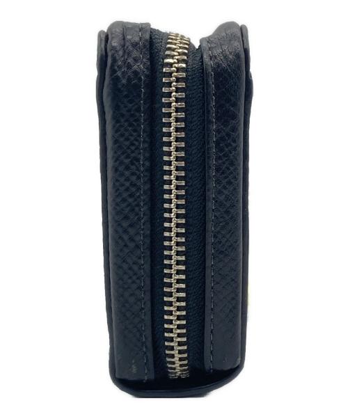 TAKEO KIKUCHI（タケオキクチ）TAKEO KIKUCHI (タケオキクチ) ラウンドファスナー財布 ブラックの古着・服飾アイテム