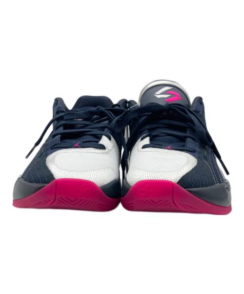 NIKE（ナイキ）NIKE (ナイキ) バスケットシューズ ネイビー×ホワイト サイズ:cm28 未使用品の古着・服飾アイテム