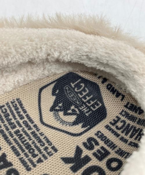 KEEN（キーン）KEEN (キーン) ボアサンダル ベージュ サイズ:24cmの古着・服飾アイテム