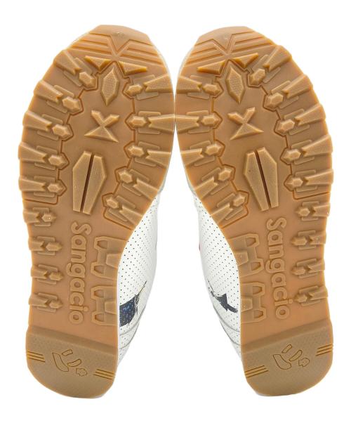 via SANGACIO（ヴィア・サンガチオ）via SANGACIO (ヴィア・サンガチオ) BANKSY (バンクシー) Brandalised (ブランダライズド) ローカットスニーカー ホワイト サイズ:27.5cmの古着・服飾アイテム