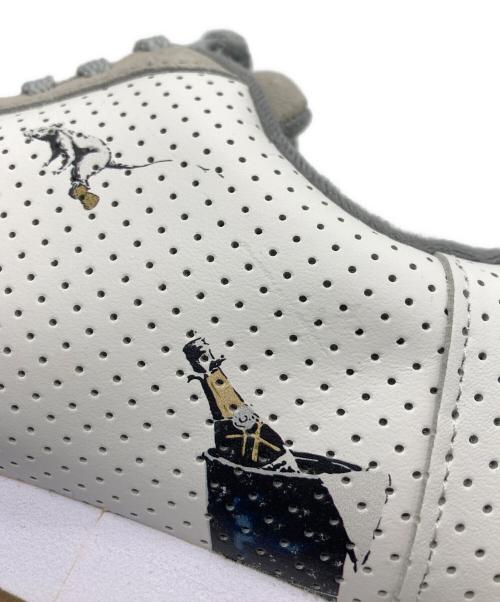 via SANGACIO（ヴィア・サンガチオ）via SANGACIO (ヴィア・サンガチオ) BANKSY (バンクシー) Brandalised (ブランダライズド) ローカットスニーカー ホワイト サイズ:27.5cmの古着・服飾アイテム