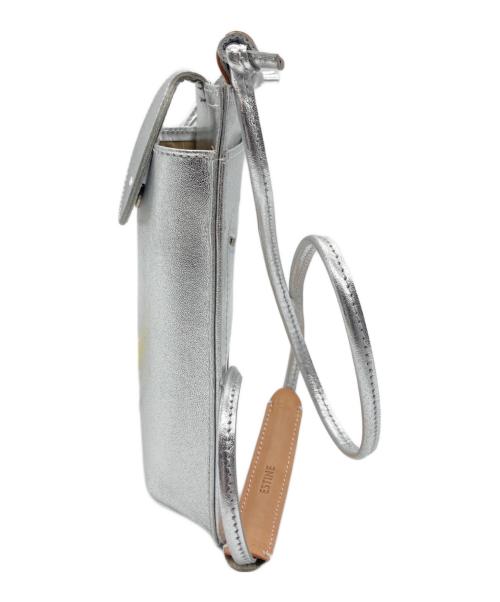 ESTINE（エスティーヌ）ESTINE (エスティーヌ) スマホショルダー シルバー 未使用品の古着・服飾アイテム