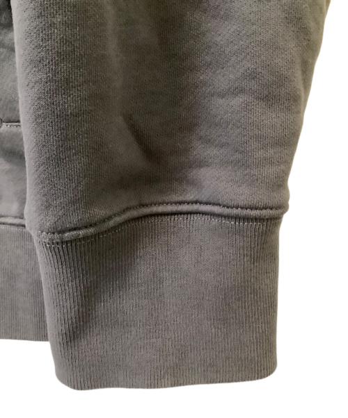 maison kitsune（メゾンキツネ）maison kitsune (メゾンキツネ) フォックスヘッド ジップ レギュラー スウェットシャツ グレー サイズ:XLの古着・服飾アイテム