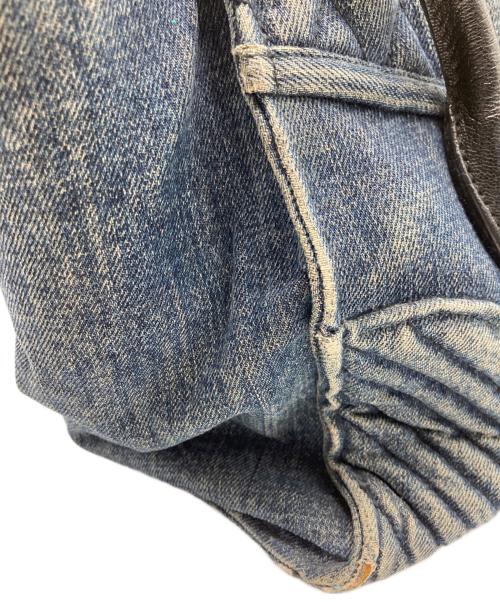 MIU MIU（ミュウミュウ）MIU MIU (ミュウミュウ) デニム バイカー ハンドバッグ ブルーの古着・服飾アイテム