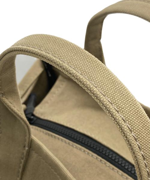 MARC JACOBS（マークジェイコブズ）MARC JACOBS (マークジェイコブズ) THE TOTE BAG ベージュの古着・服飾アイテム