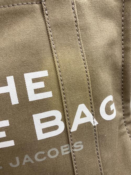 MARC JACOBS（マークジェイコブズ）MARC JACOBS (マークジェイコブズ) THE TOTE BAG ベージュの古着・服飾アイテム