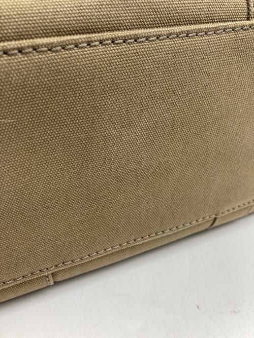 MARC JACOBS（マークジェイコブズ）MARC JACOBS (マークジェイコブズ) THE TOTE BAG ベージュの古着・服飾アイテム