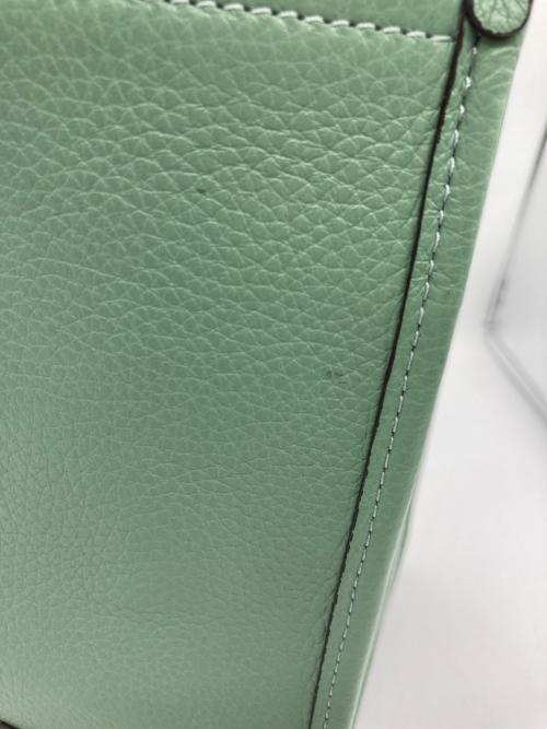 COACH（コーチ）COACH (コーチ) デンプシー キャリーオール ウィズ パッチ グリーンの古着・服飾アイテム