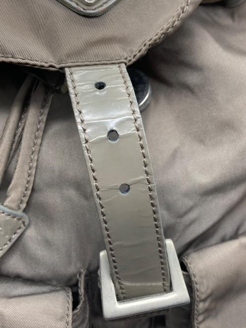 PRADA（プラダ）PRADA (プラダ) ナイロンリュック グレーの古着・服飾アイテム