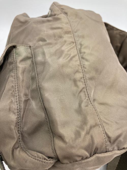 PRADA（プラダ）PRADA (プラダ) ナイロンリュック グレーの古着・服飾アイテム