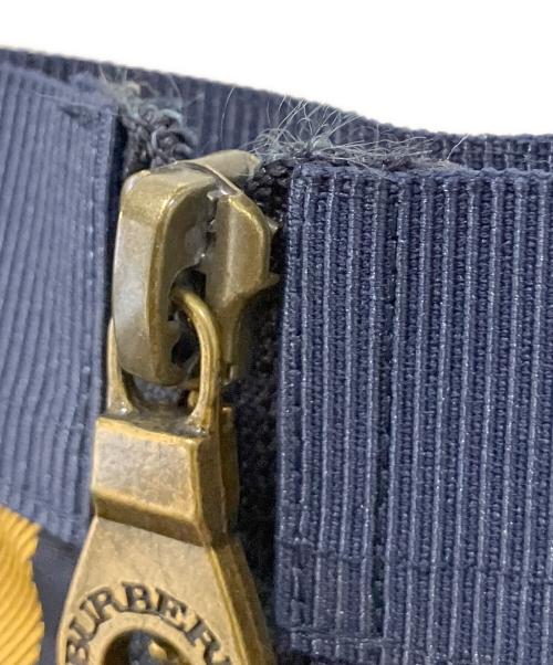 BURBERRY BLUE LABEL（バーバリー ブルー レーベル）BURBERRY BLUE LABEL (バーバリー ブルー レーベル) チェックスカート ネイビー×カーキ サイズ:36の古着・服飾アイテム