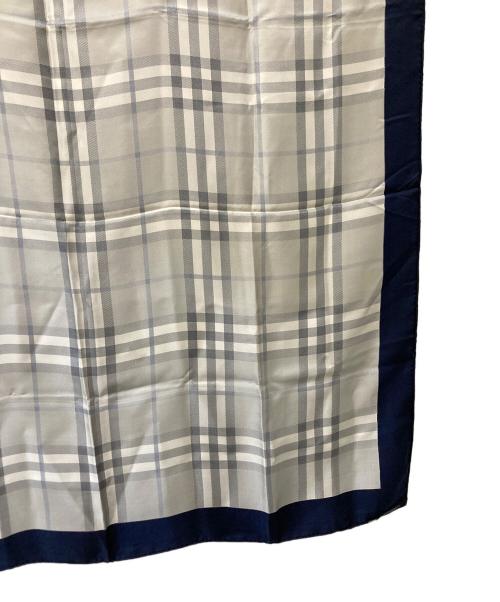 BURBERRY LONDON（バーバリーロンドン）BURBERRY LONDON (バーバリーロンドン) シルクスカーフ ネイビーの古着・服飾アイテム