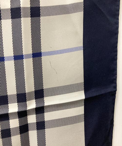 BURBERRY LONDON（バーバリーロンドン）BURBERRY LONDON (バーバリーロンドン) シルクスカーフ ネイビーの古着・服飾アイテム