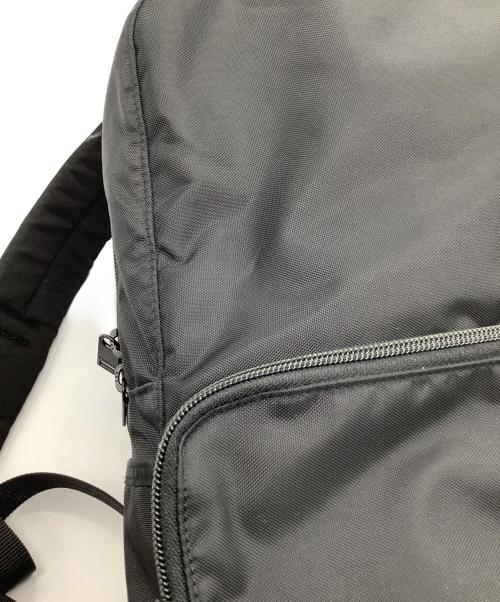 PORTER（ポーター）PORTER (ポーター) フラッシュ デイパック ブラックの古着・服飾アイテム