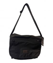 TUMI（トゥミ）の古着「メッセンジャーバッグ」｜ブラウン