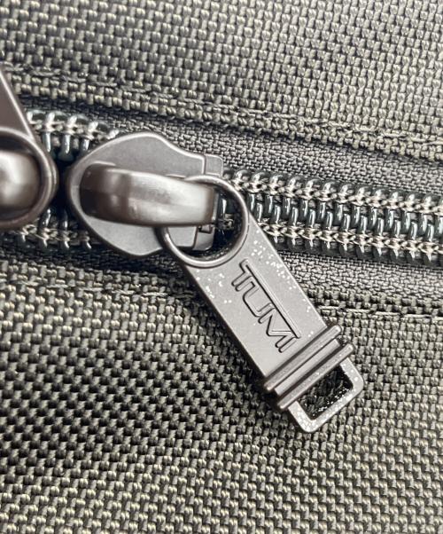 TUMI（トゥミ）TUMI (トゥミ) メッセンジャーバッグ ブラウンの古着・服飾アイテム