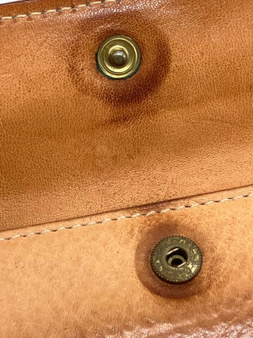IL BISONTE（イル ビゾンテ）IL BISONTE (イル ビゾンテ) 2つ折り財布の古着・服飾アイテム