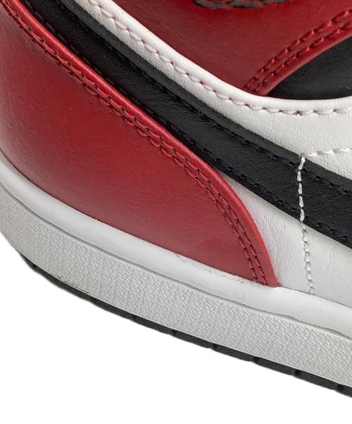 NIKE（ナイキ）NIKE (ナイキ) Air Jordan 1 Mid レッド×ブラック Chicago Black Toe サイズ:26cmの古着・服飾アイテム