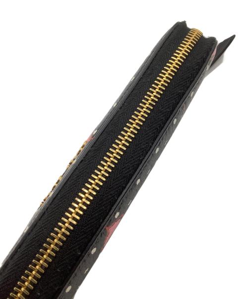 MIU MIU（ミュウミュウ）MIU MIU (ミュウミュウ) 長財布 ブラックの古着・服飾アイテム