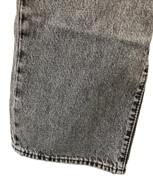 LEVI'S（リーバイス）LEVI'S (リーバイス) デニムパンツ グレー サイズ:W31×L30の古着・服飾アイテム