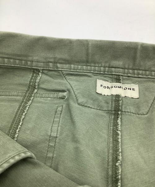 FORSOMEONE（フォーサムワン）FORSOMEONE (フォーサムワン) ギミックパンツ カーキ サイズ:46の古着・服飾アイテム