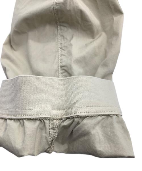 STONE ISLAND（ストーンアイランド）STONE ISLAND (ストーンアイランド) ナイロンカーゴパンツ ベージュ サイズ:30の古着・服飾アイテム