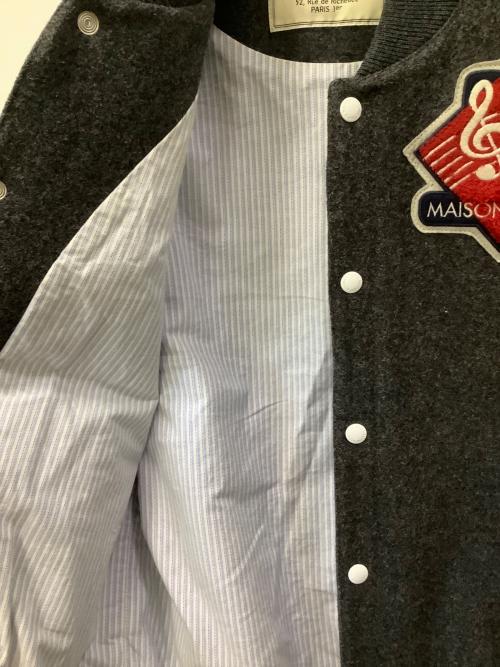 maison kitsune（メゾンキツネ）maison kitsune (メゾンキツネ) スタジャン グレー×ベージュ サイズ:Sの古着・服飾アイテム