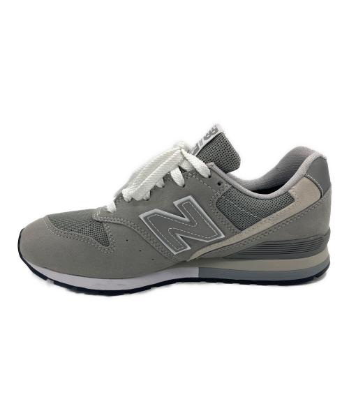 NEW BALANCE（ニューバランス）NEW BALANCE (ニューバランス) スニーカー ライトグレー サイズ:25cmの古着・服飾アイテム