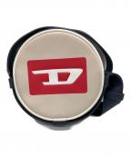 DIESELディーゼル）の古着「クロスボディバッグ」｜ネイビー×ベージュ