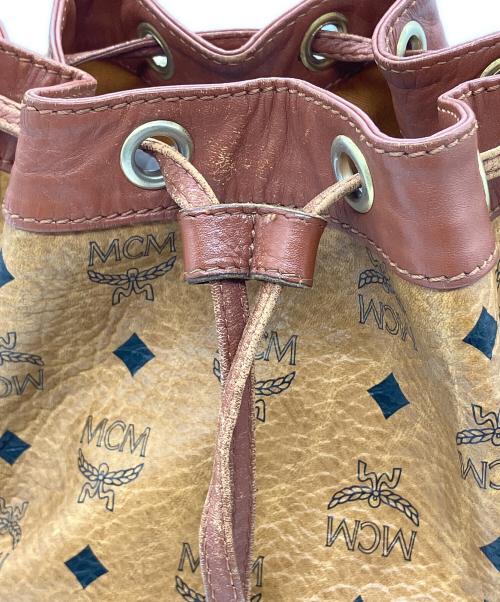 MCM（エムシーエム）MCM (エムシーエム) 巾着ショルダーバッグ ブラウンの古着・服飾アイテム