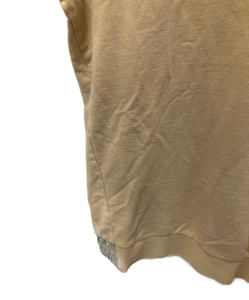 EA7（イーエーセブン）EA7 (イーエーセブン) スウェット ベージュ サイズ:Mの古着・服飾アイテム